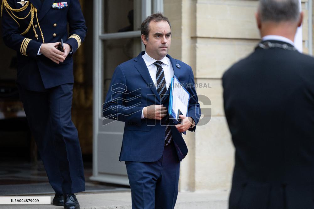 Prime Minister Meets with Regional Presidents - Versailles