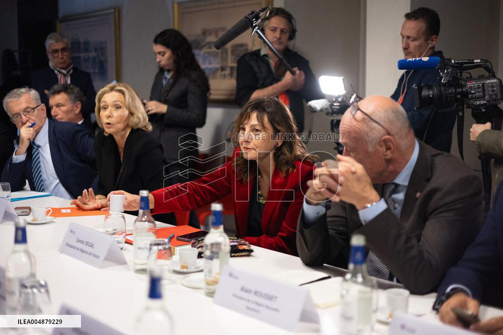 Prime Minister Meets with Regional Presidents - Versailles