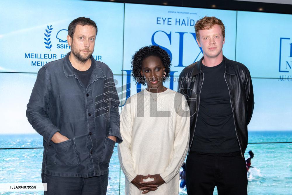 Six Jours Ce Printemps-La Premiere - Paris AJ