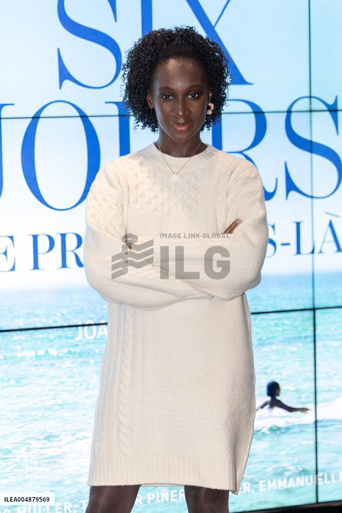 Six Jours Ce Printemps-La Premiere - Paris AJ