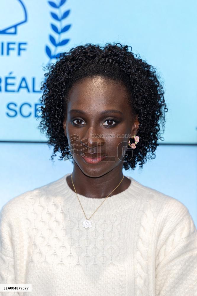 Six Jours Ce Printemps-La Premiere - Paris AJ