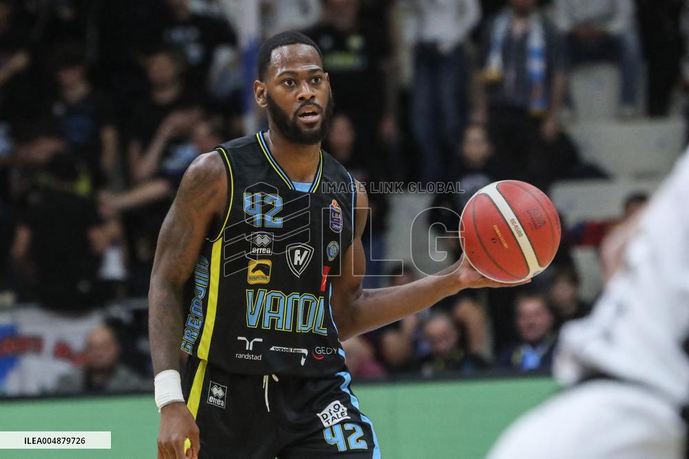 BASKET - Serie A - Vanoli Basket Cremona vs Dolomiti Energia Trentino