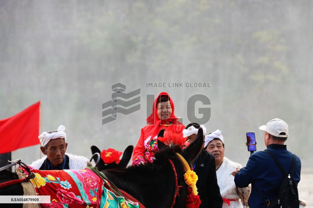 Yellow River Hukou Waterfal Tourism