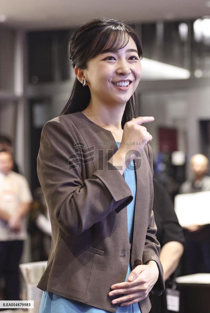 Princess Kako at int'l deaf arts festival