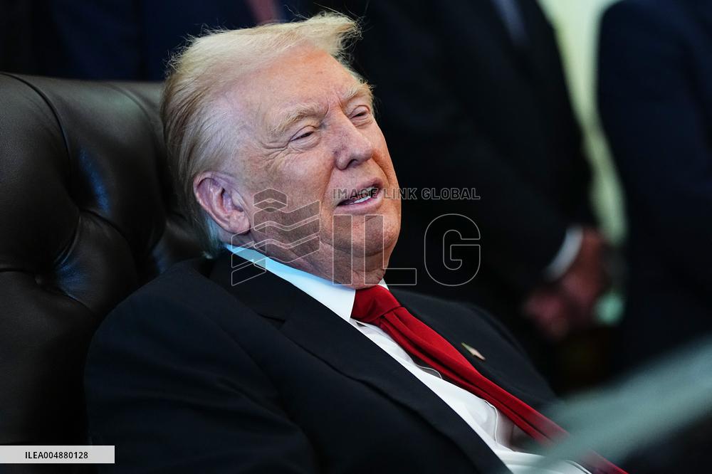 Donald Trump Announces Drug Pricing Deal With Pharma Giants - DC