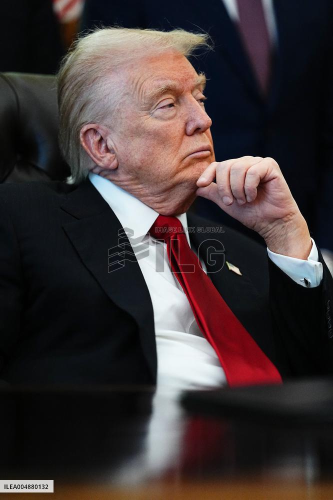 Donald Trump Announces Drug Pricing Deal With Pharma Giants - DC