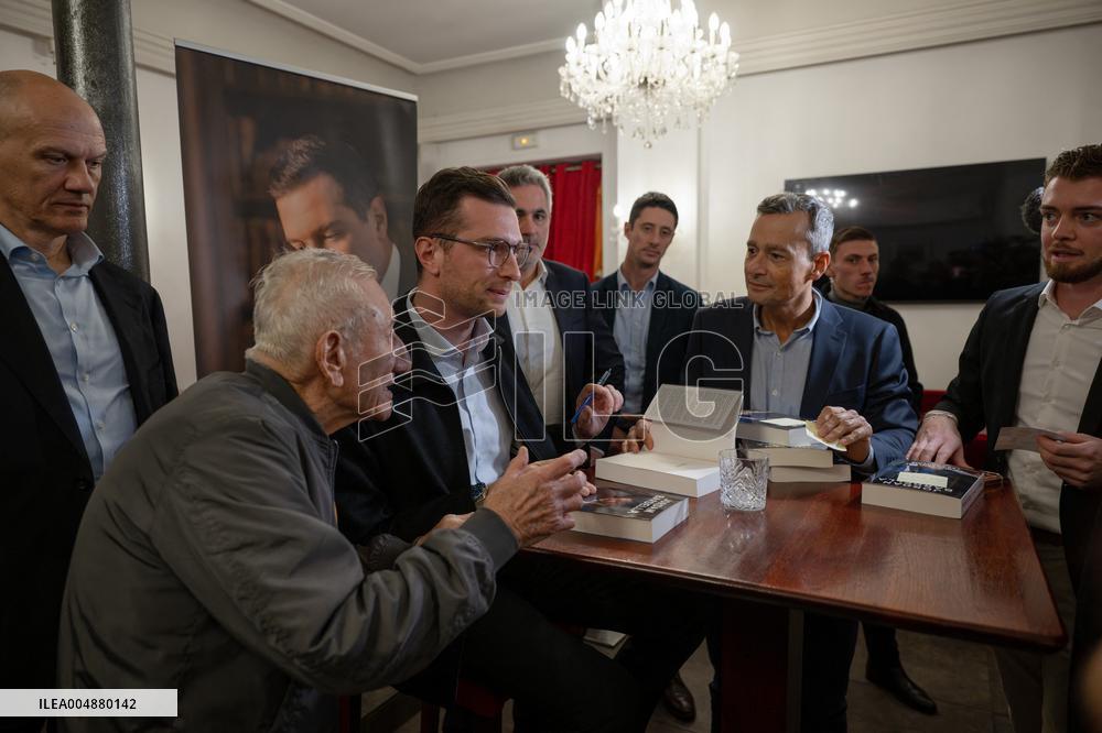 Jordan Bardella Book Signing - Toulon