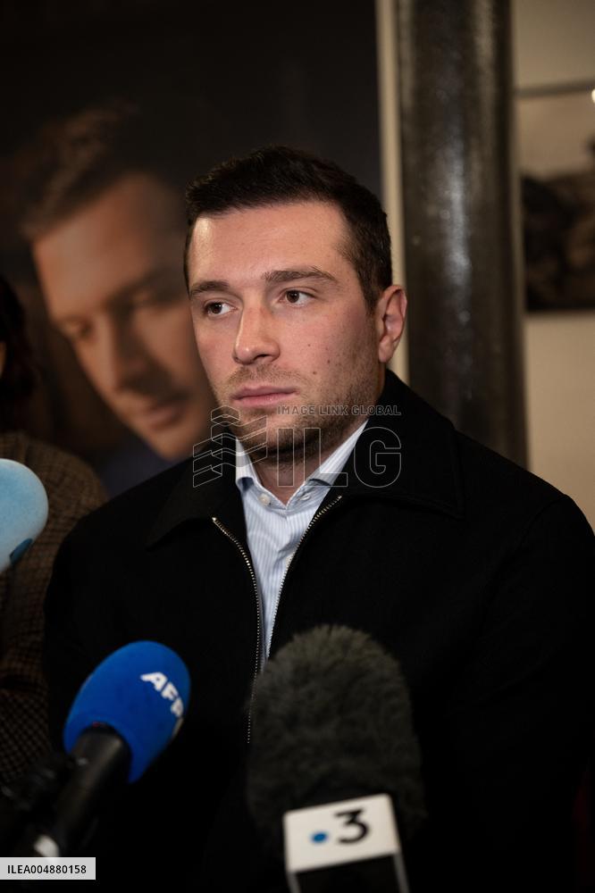 Jordan Bardella Book Signing - Toulon