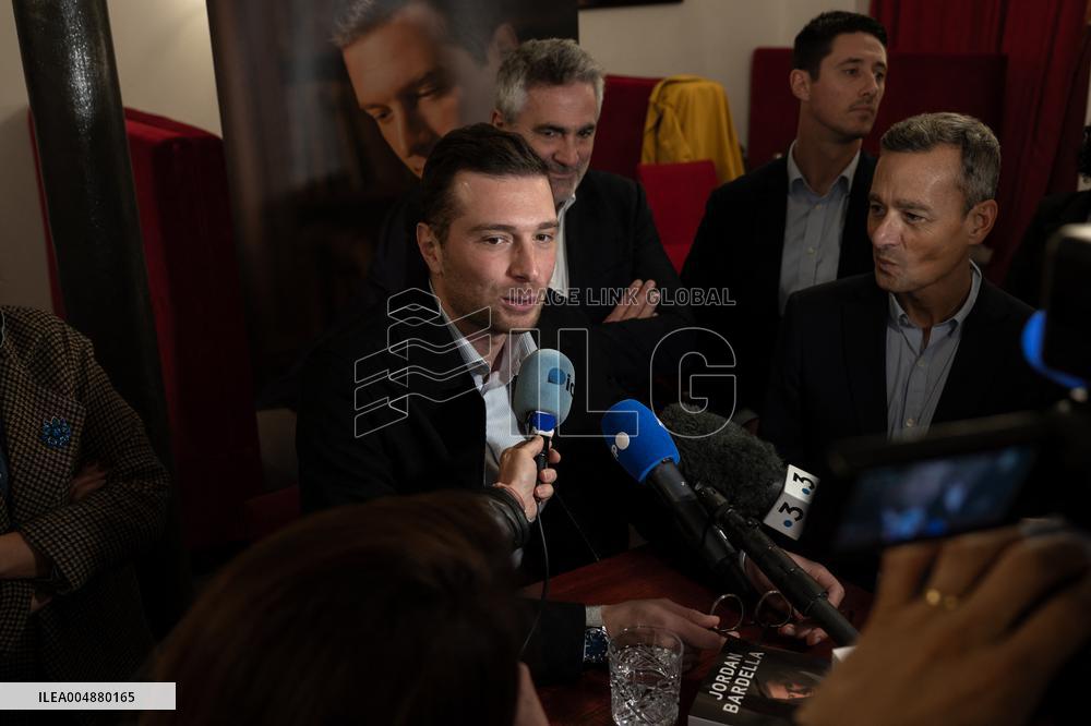 Jordan Bardella Book Signing - Toulon