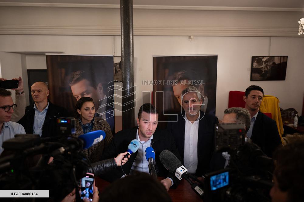 Jordan Bardella Book Signing - Toulon