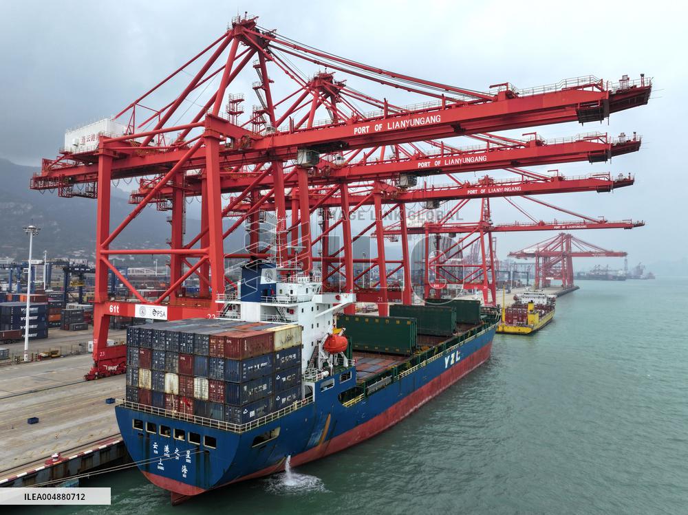 China Imports And Exports of Goods Trade Increased
