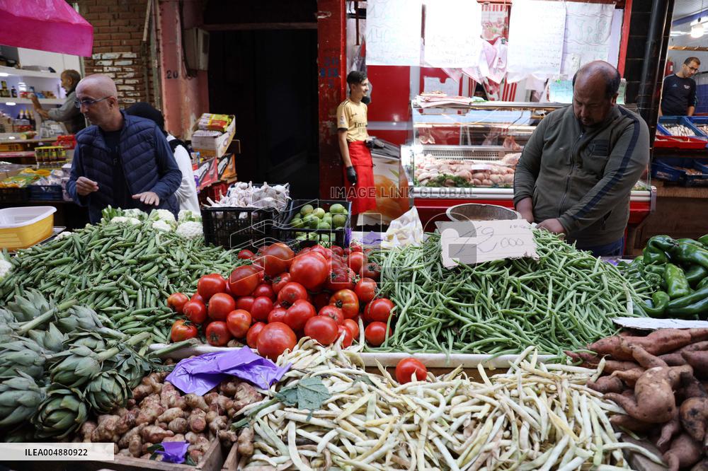 Fruit and Vegetable Market in Oran