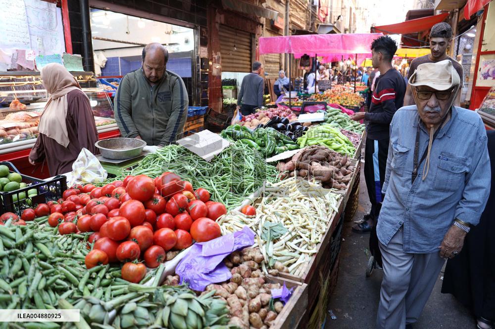 Fruit and Vegetable Market in Oran