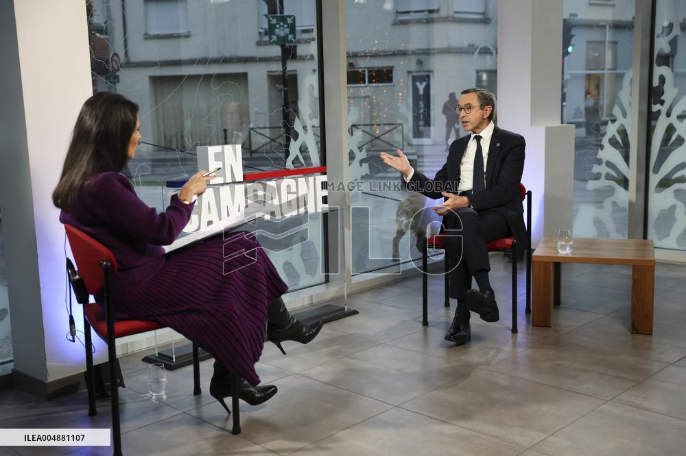 Apolline De Malherbe Interviews Bruno Retailleau - Bry Sur Marne