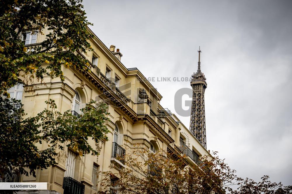 Eiffel Tower Illustrations - Paris