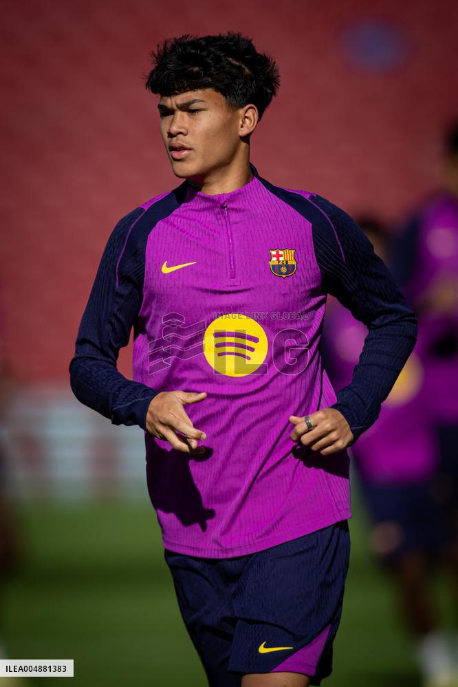 CALCIO - Altro - FC BARCELONA FIRST TRAINING AT SPOTIFY CAMP NOU