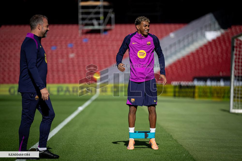 CALCIO - Altro - FC BARCELONA FIRST TRAINING AT SPOTIFY CAMP NOU