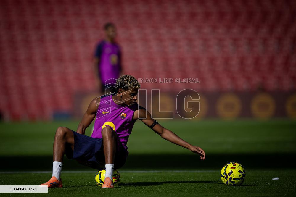 CALCIO - Altro - FC BARCELONA FIRST TRAINING AT SPOTIFY CAMP NOU