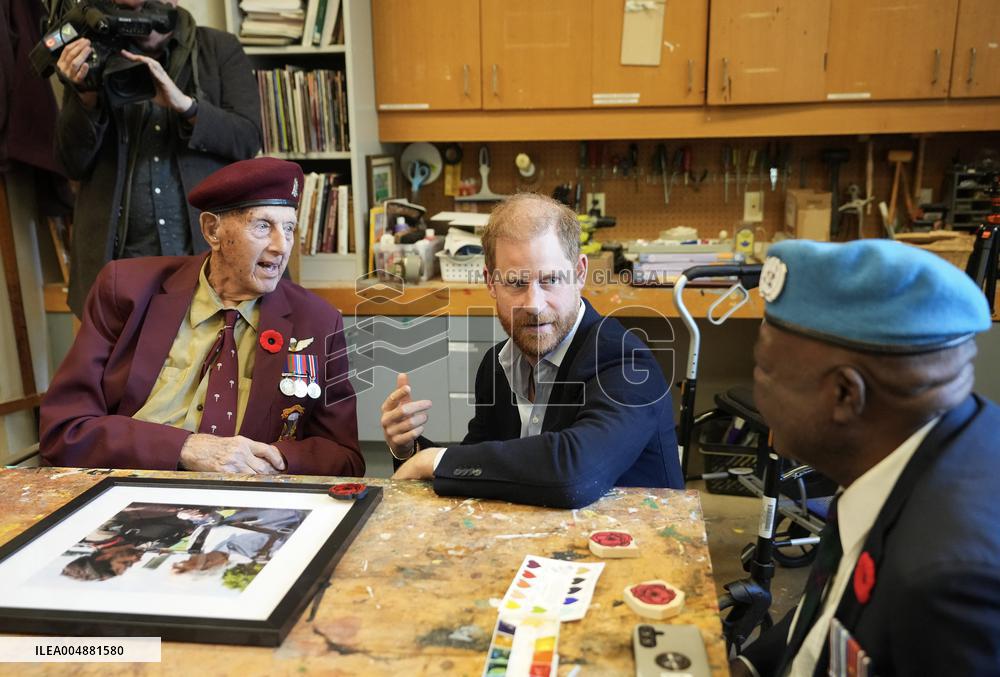 Prince Harry Meets Canada's Oldest Veterans - Toronto