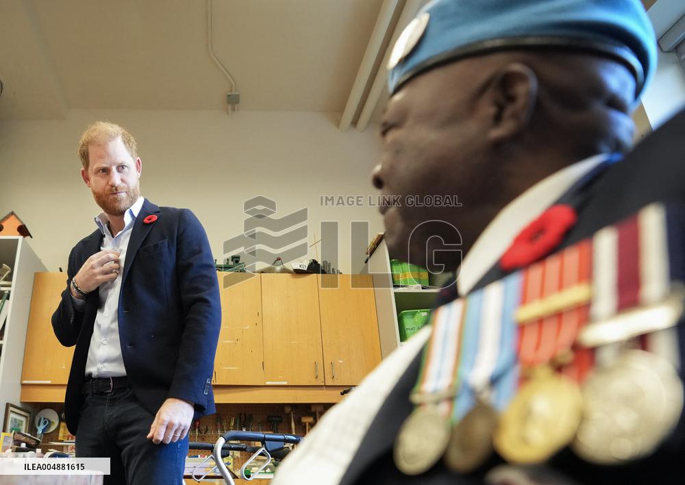 Prince Harry Meets Canada's Oldest Veterans - Toronto