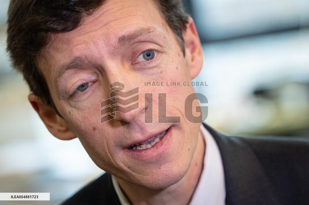 Edouard Geffray visit Gustave Ferrie High School - Paris AJ