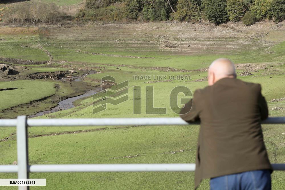 Low Water Level in Belesar Reservoir - Spain