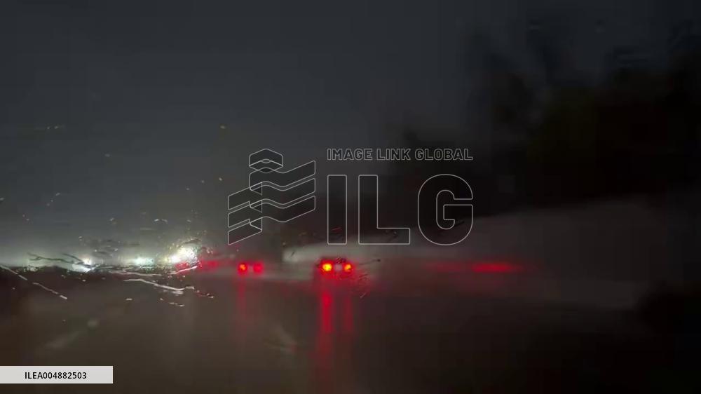 US: Lightning Strike Captured as Thunderstorms Batter Nashville, Tennessee