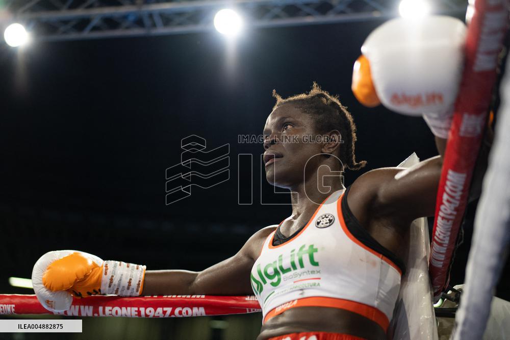 CONTATTO - Boxe - IBO Women's Lightweight World Title - Pamela Malvina Notch Sawa vs Karen Carabajal