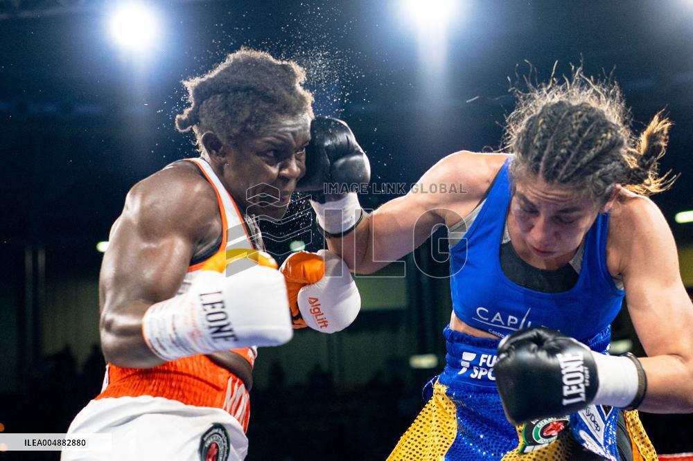 CONTATTO - Boxe - IBO Women's Lightweight World Title - Pamela Malvina Notch Sawa vs Karen Carabajal