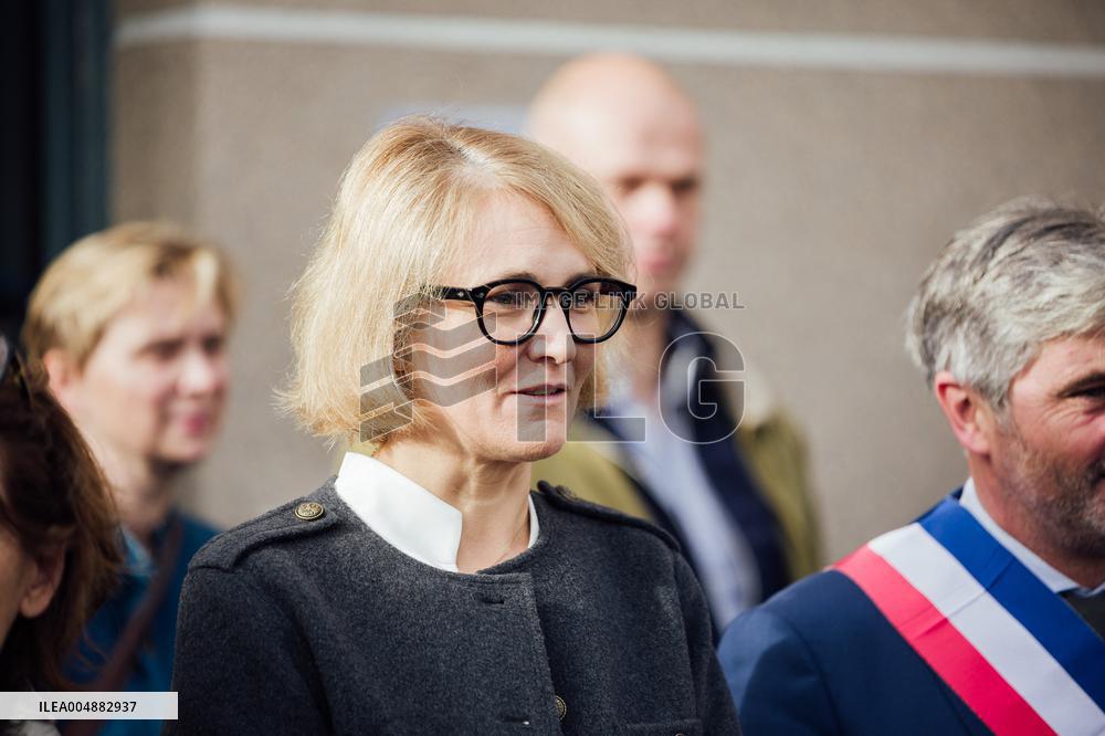 Marie-Pierre Vedrenne at inauguration of police headquarters in Dinard