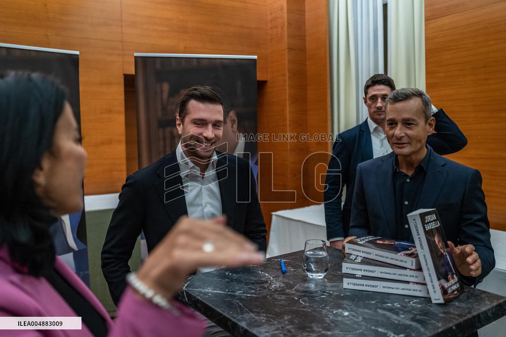 Jordan Bardella signs copies of his book Ce que veulent les Français - Nice