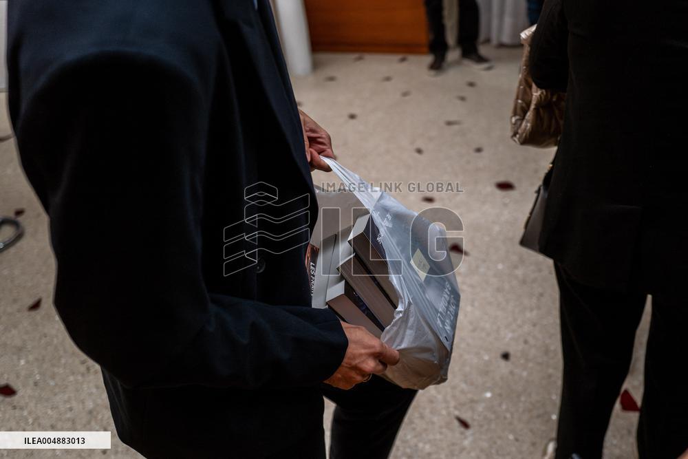 Jordan Bardella signs copies of his book Ce que veulent les Français - Nice