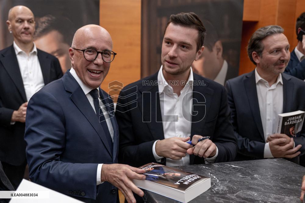 Jordan Bardella signs copies of his book Ce que veulent les Français - Nice