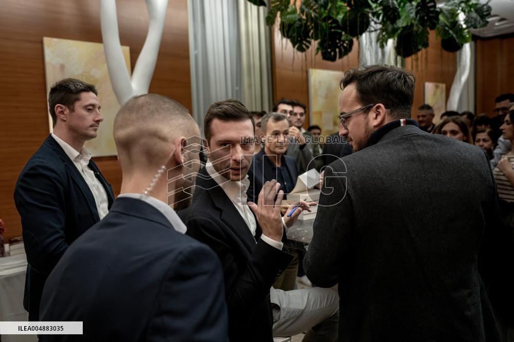 Jordan Bardella signs copies of his book Ce que veulent les Français - Nice