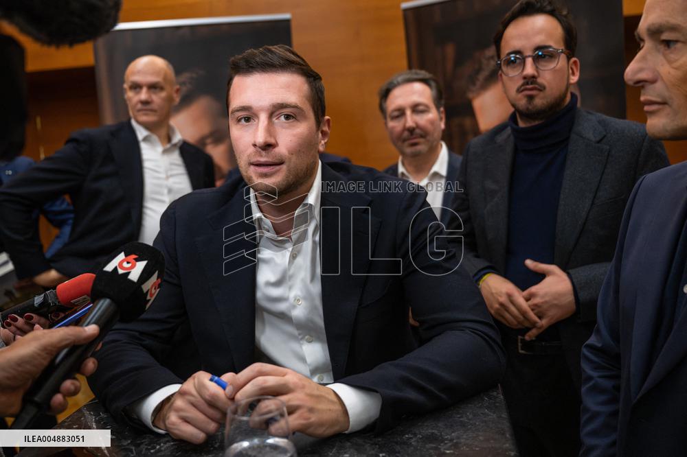 Jordan Bardella signs copies of his book Ce que veulent les Français - Nice