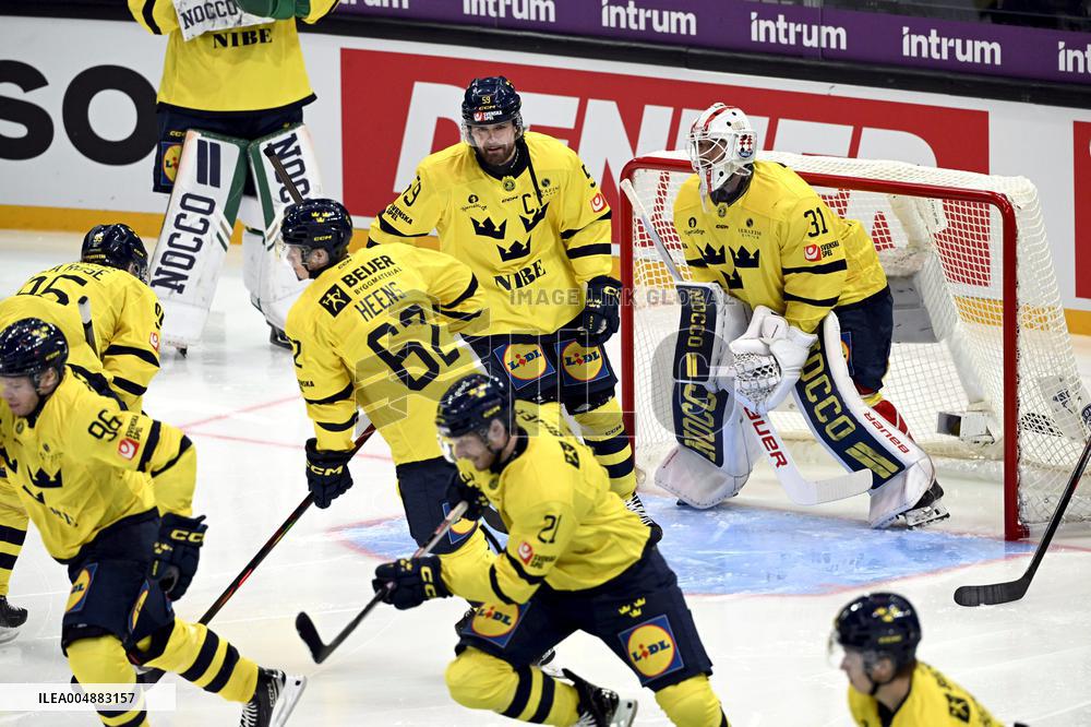 Euro Hockey Tour 2025 in Tampere, Finland - Sweden vs. Switzerland