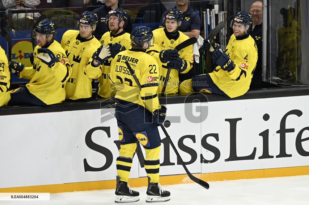 Euro Hockey Tour 2025 in Tampere, Finland - Sweden vs. Switzerland