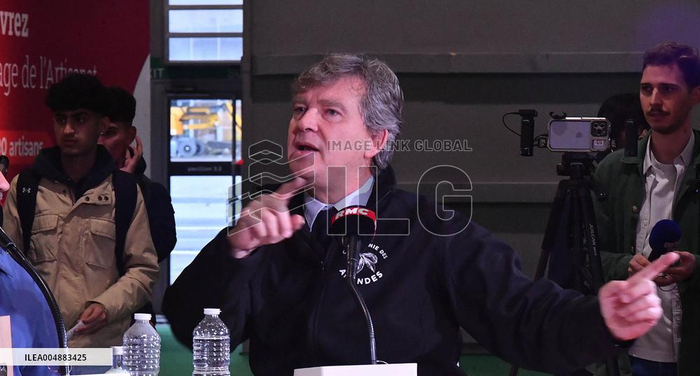 Les Grandes Gueules TV Show at The Made in France Exhibition - Paris