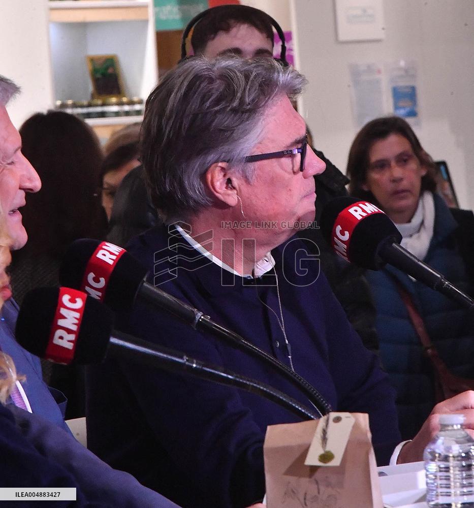 Les Grandes Gueules TV Show at The Made in France Exhibition - Paris