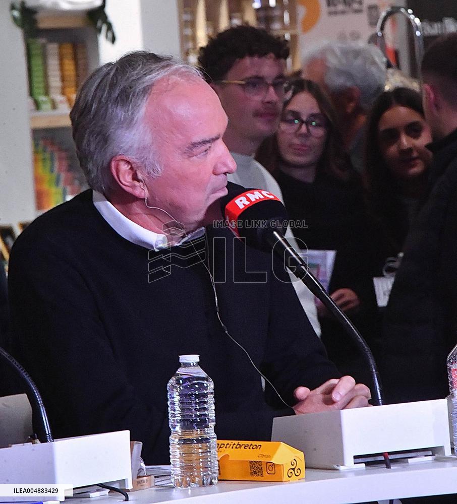 Les Grandes Gueules TV Show at The Made in France Exhibition - Paris