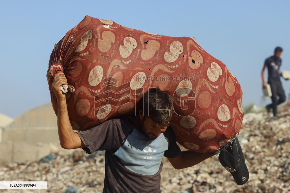 Gaza Scrap Search Amid Crisis