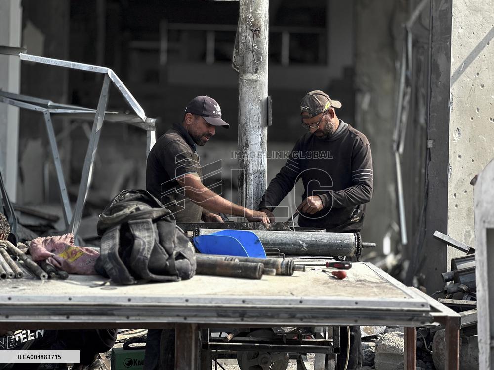 Gaza Man Rebuilds Bombed Bakery - Gaza Strip