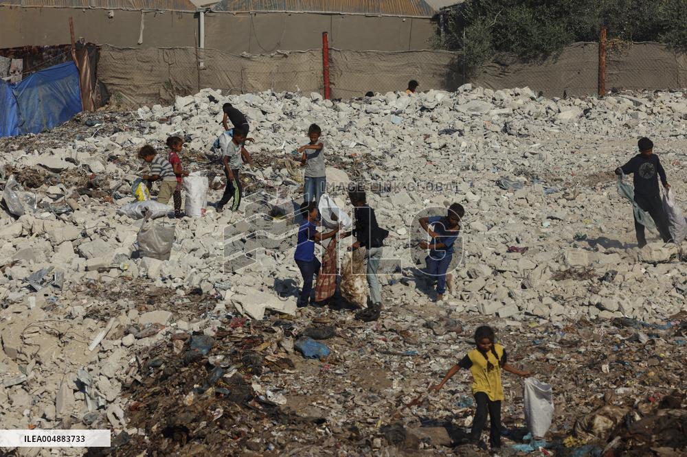 Gaza Scrap Search Amid Crisis