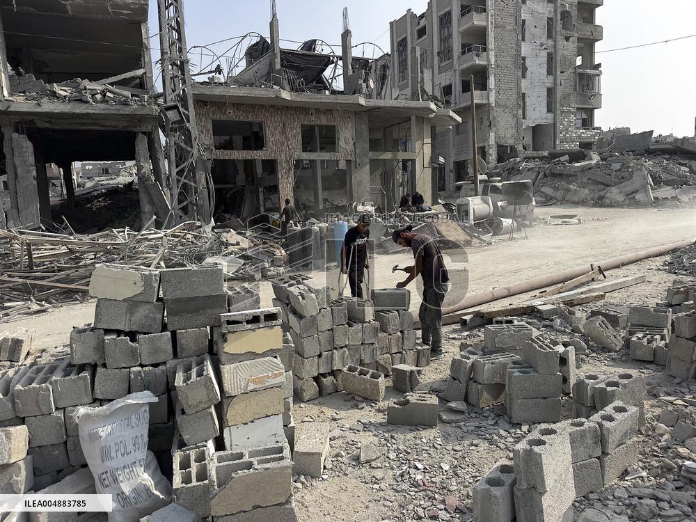 Gaza Man Rebuilds Bombed Bakery - Gaza Strip