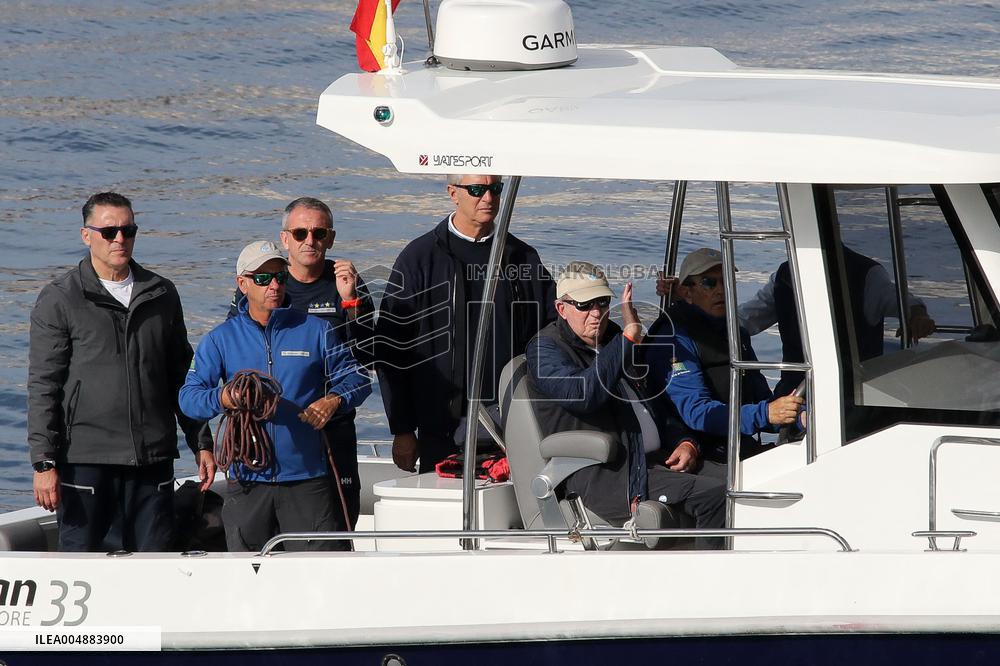 King Juan Carlos I Attending 7 Liga Espanola de 6 Metro - Spain