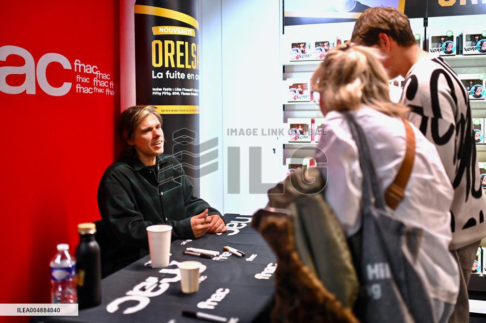 Orelsan dedicaces Caen. FC