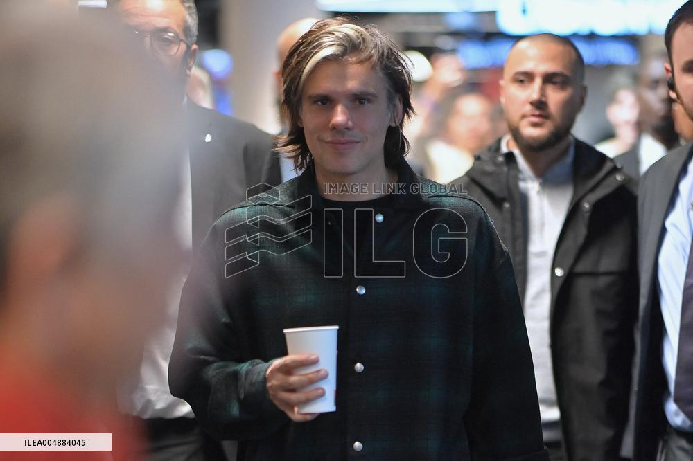 Orelsan dedicaces Caen. FC