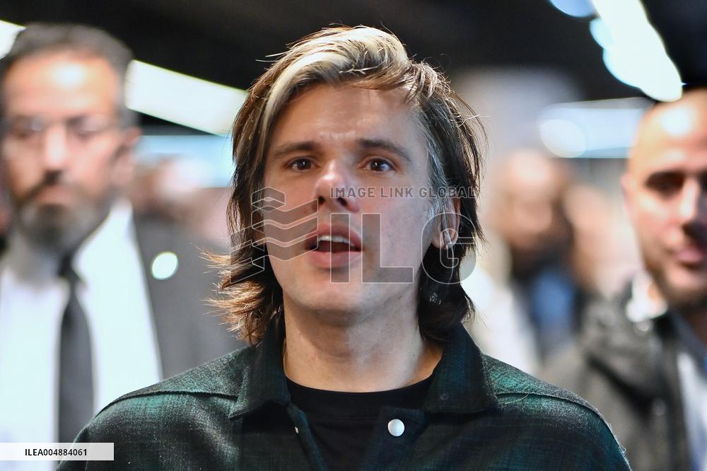 Orelsan dedicaces Caen. FC