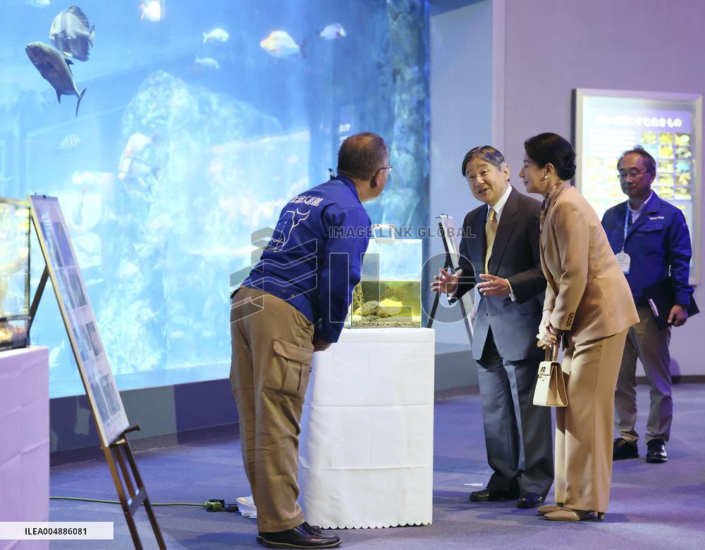 Emperor, empress in Mie Prefecture
