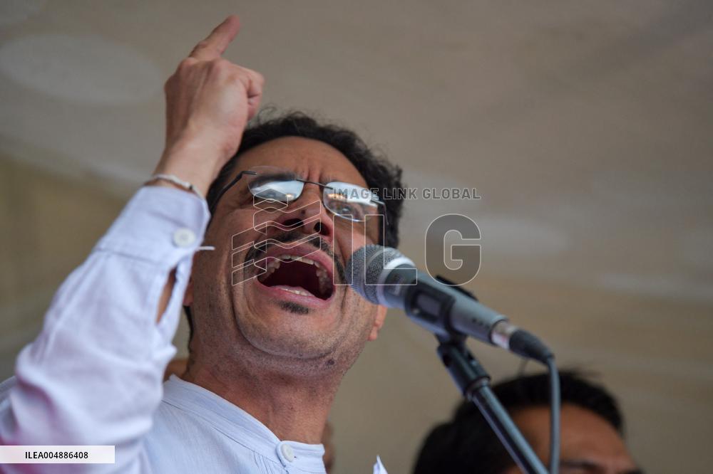 Presidential Candidate Ivan Cepeda visits Southern Colombia